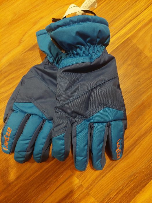 Vand echipament complet schi Wedze impecabil pt baiat 8 - 12 ani