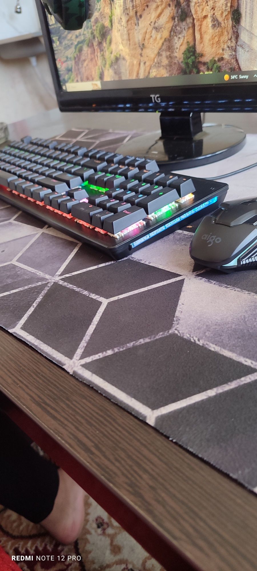 Клавиатура Механическая с RGB подсветкой