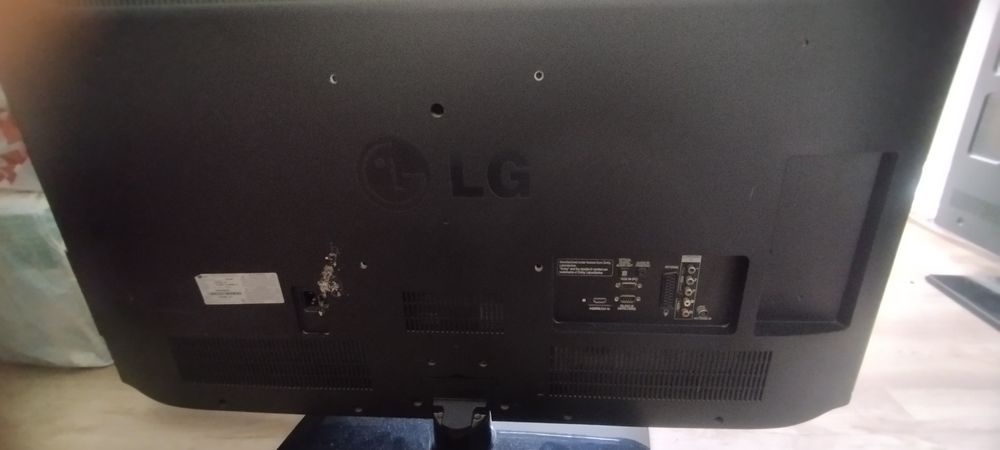 Телевизор LG рабочий