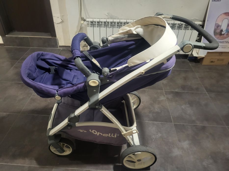 Продавам детска количка Lorelli