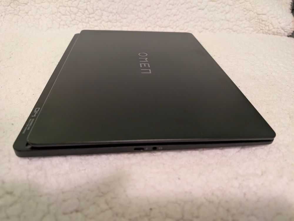 HP Omen Transcend 14 OLED / Ultra 9 185H /4070/32gb / 1 terra крайна