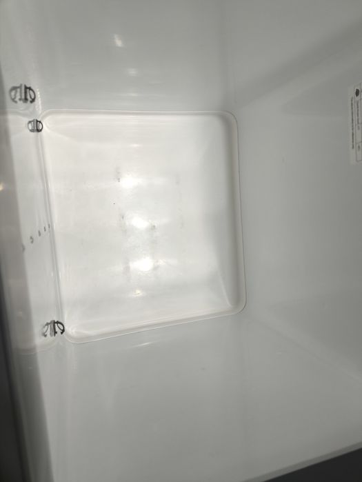 DECEN kомпресорна хладилна кутия, преносим хладилник 60 литра, 12 V