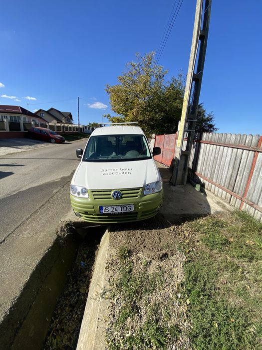 Vand Volksvagen Caddy 3700€