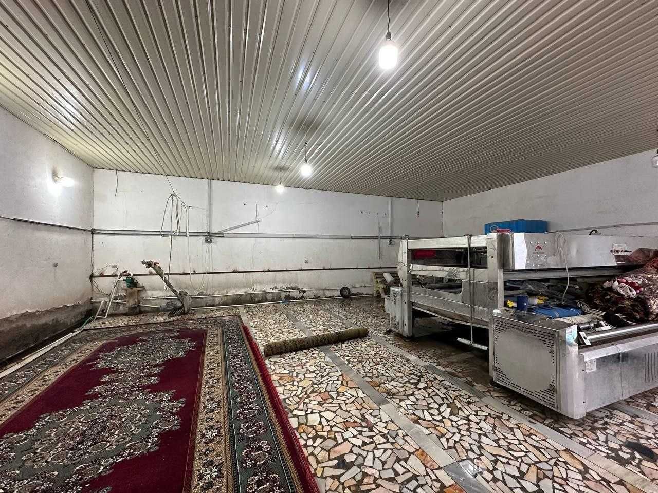 14 sotixli tayyor ishlab turgan bino sotiladi