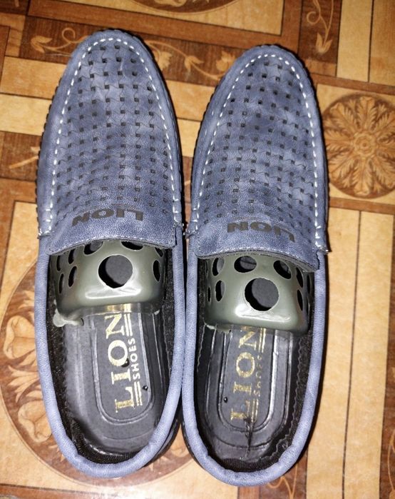 Продаю хорошие мужские мокасины