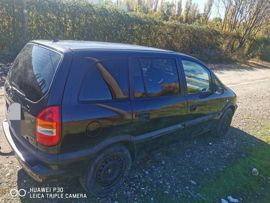 Opel Zafira 2002 – 7 locuri, motor fiabil, stare bună