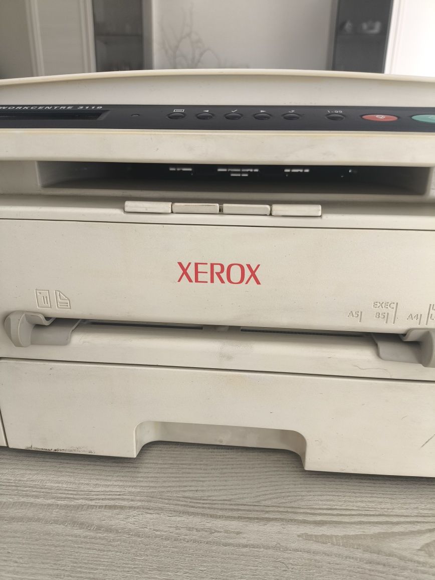 МФУ  Xerox б/у,в отличном состоянии