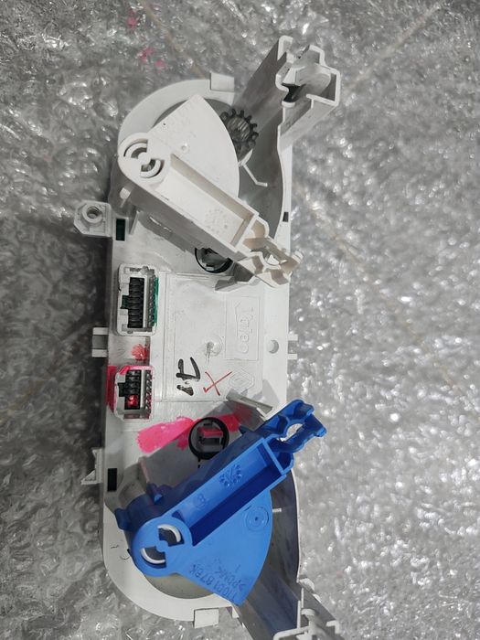 Panou comanda clima Renault Clio 4