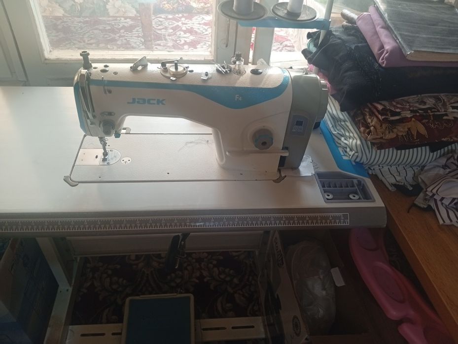 Аверлок ва тугри чок сотилади арзон нархда