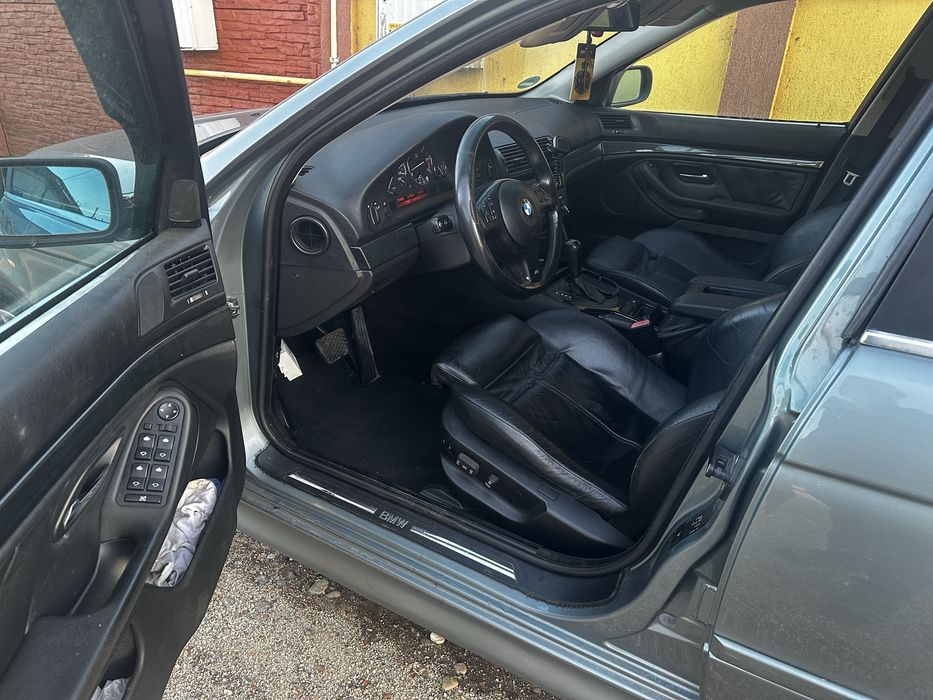 Vând  BMW e39 2.0i automat