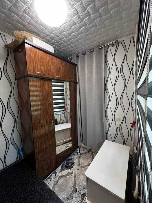 СРОЧНО !!! Продается квартира в Яшнабаде 1/2/4 (33 кв/м) Авиасозлар 3