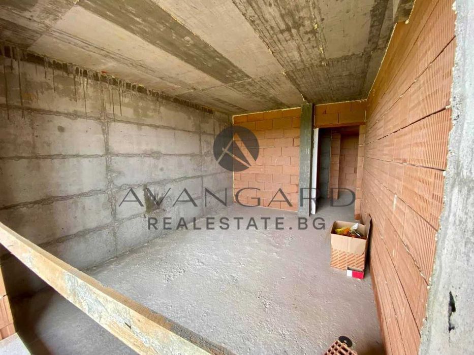 Продава се Двустаен апартамент в Пловдив, Беломорски - 77 кв.м за 969 €/кв.м - Снимка #2