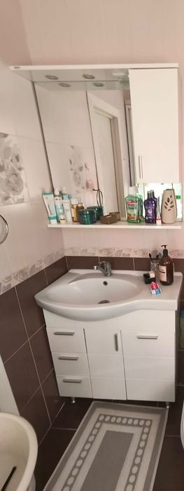 Продам мебель в ванную