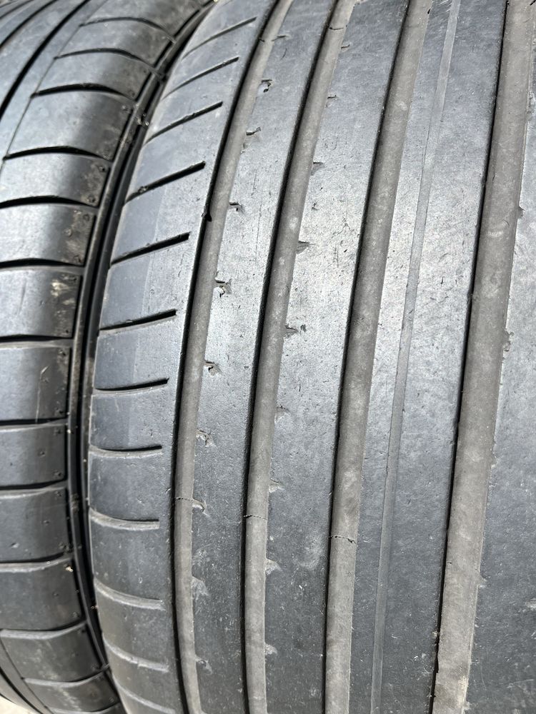 2 бр. летни гуми 275/30/20 Dunlop MFS DOT 3319 3 mm