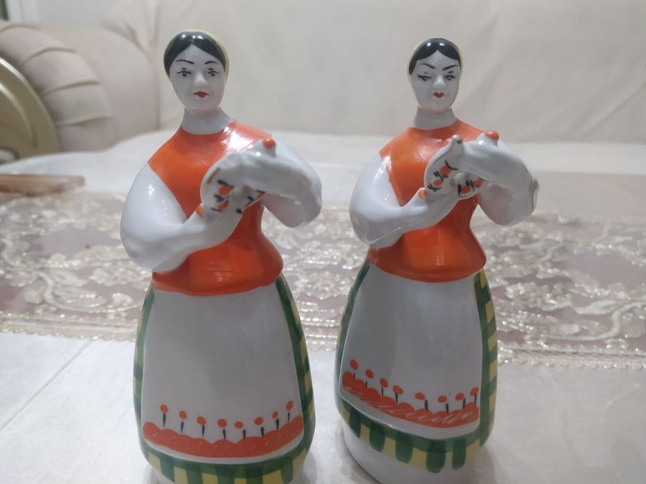 Продаются статуэтки