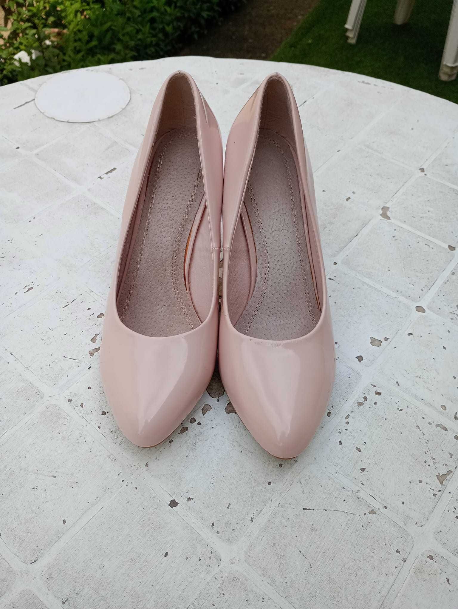 Pantofi cu Toc Dama