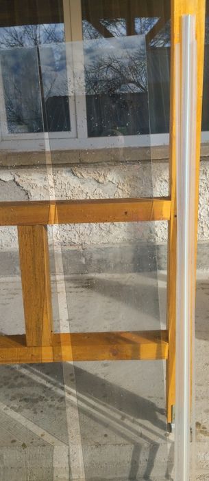 Vând geamuri și uși cabină duș