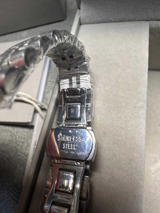 Vivienne Westwood Camberwell Ceas dama 28 mm mov  -Silver