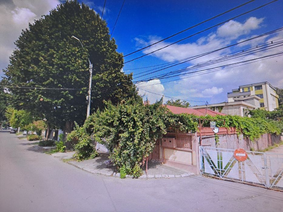 Inchiriez camera (primesc gazda)