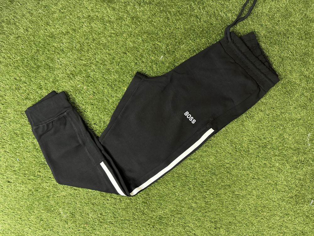 Спортен екип на Hugo Boss (промо)