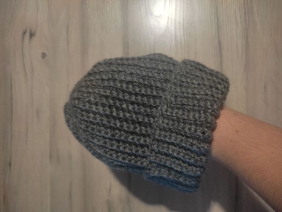 Продаётся новая женская шапка