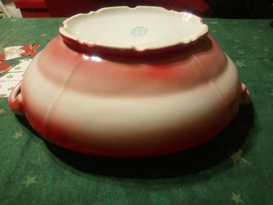 Голям порцеланов супник