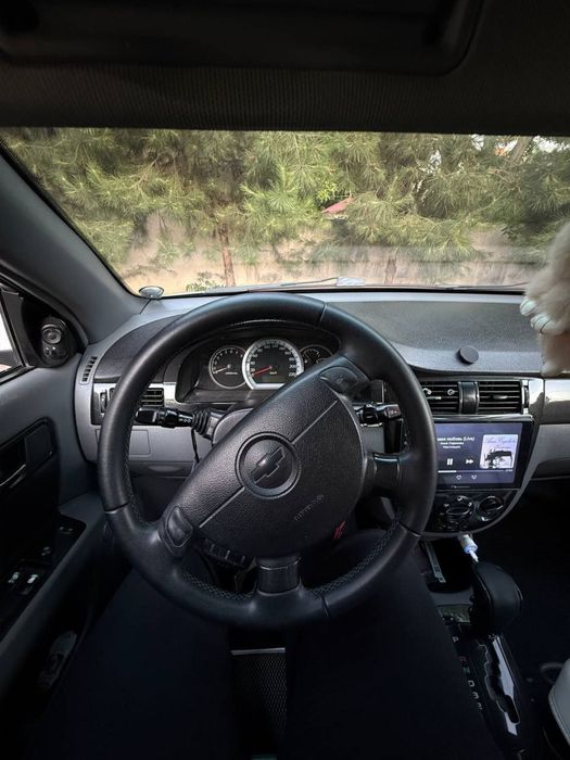 Лассетти 1,8 3-я позиция, автомат, бензин