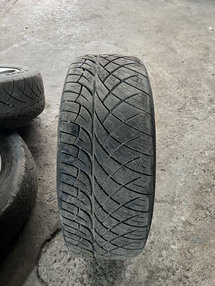 Продам диски с шинами