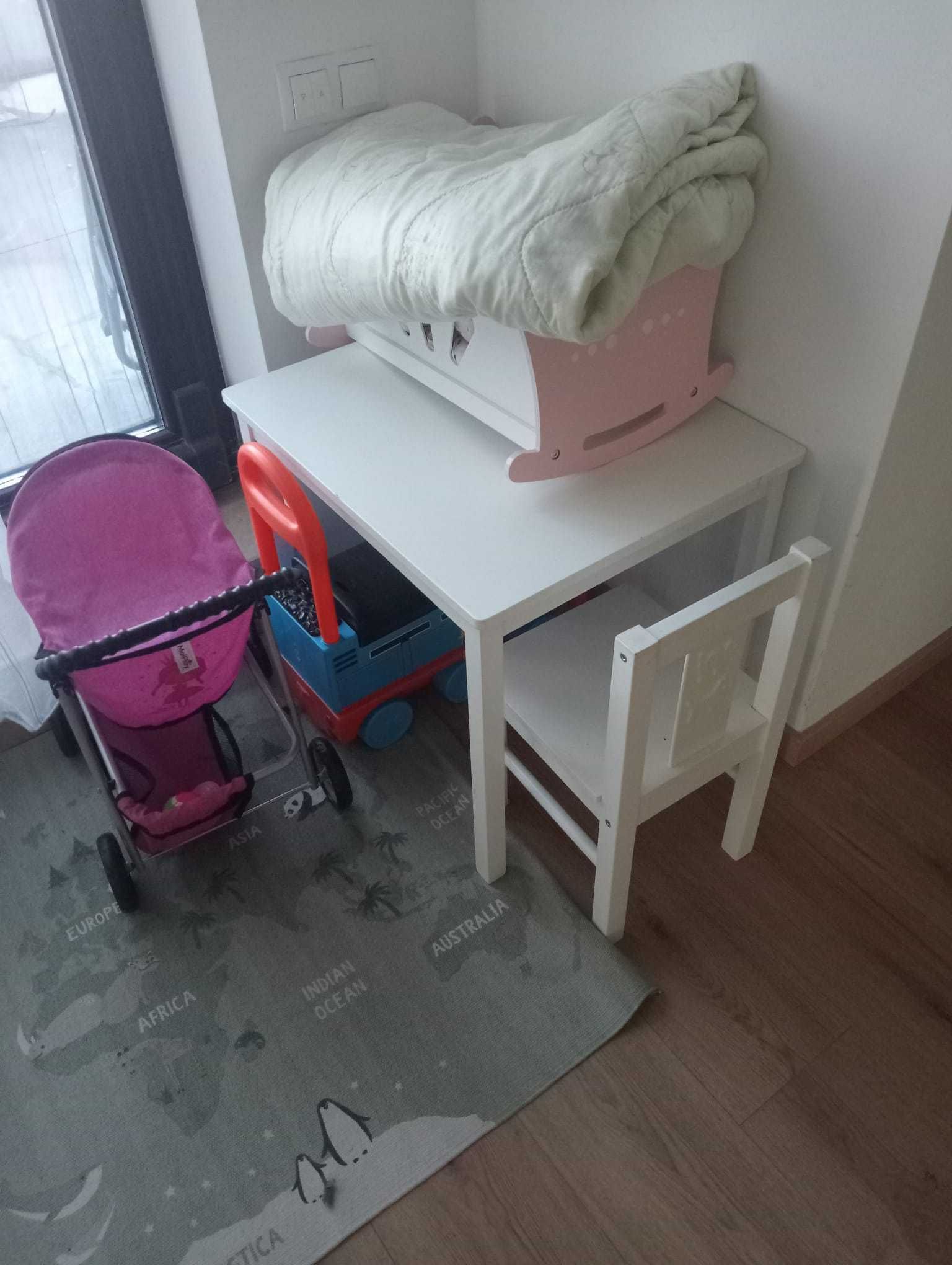 Cameră completă pentru copii – IKEA + pătuțuri + birou