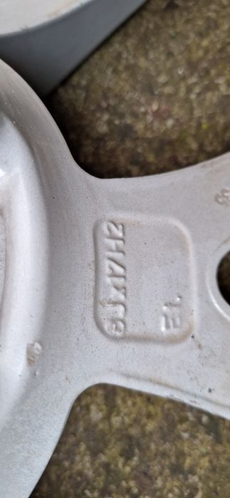 Vand jante de aliaj R17 5x120