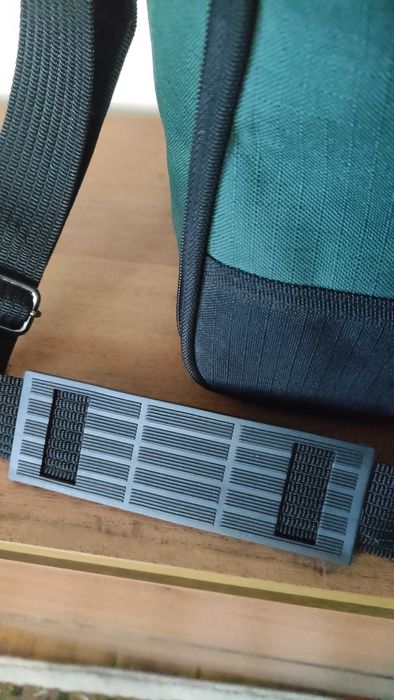 Вместителна чанта за ръчен багаж неупотребявана