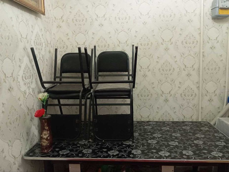 стол ва стуллар сотилади