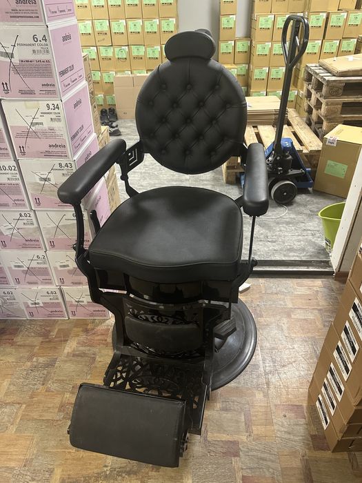 Бръснарски столове – 2 броя