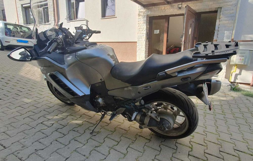 Kawasaki GTR 1400
