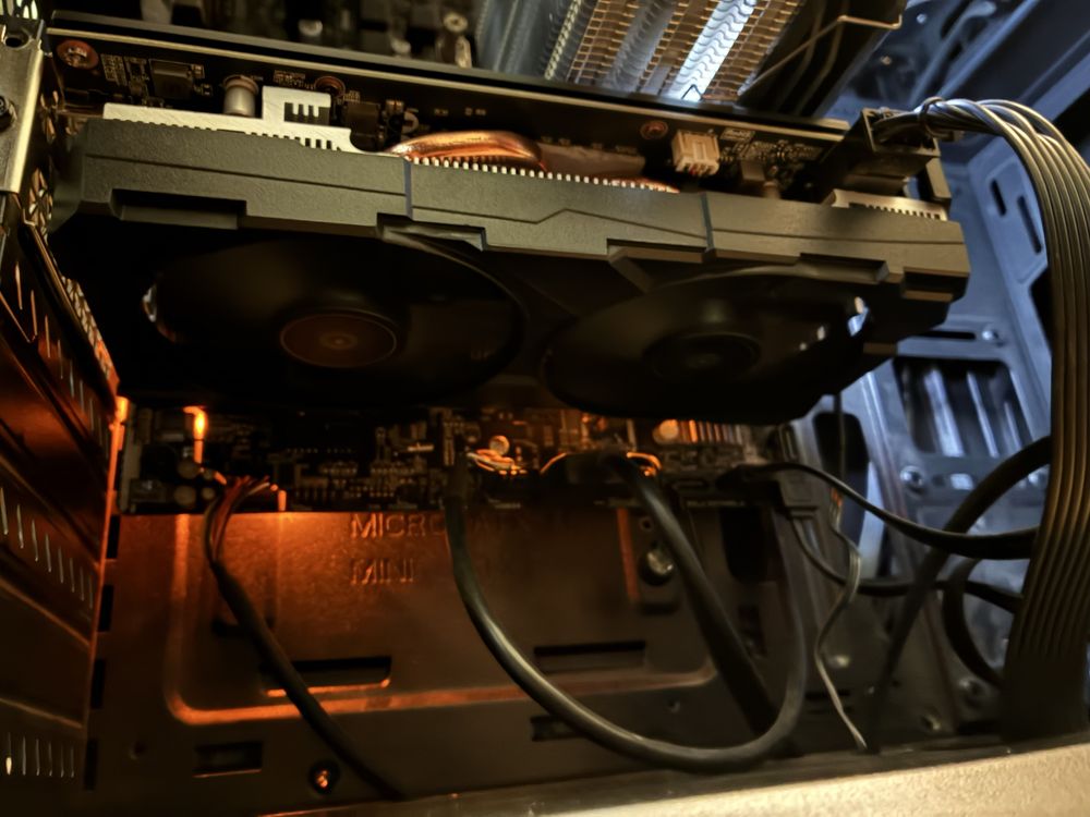 Геймърски/Работен Компютър - Ryzen 5 3600, RTX 2060 Super 8GB