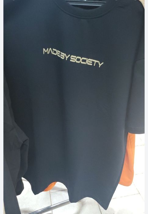 Compleuri Made by Society