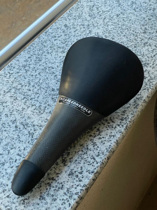 Седалка TUNE Speedneedle Marathon, 135 мм, 100 г