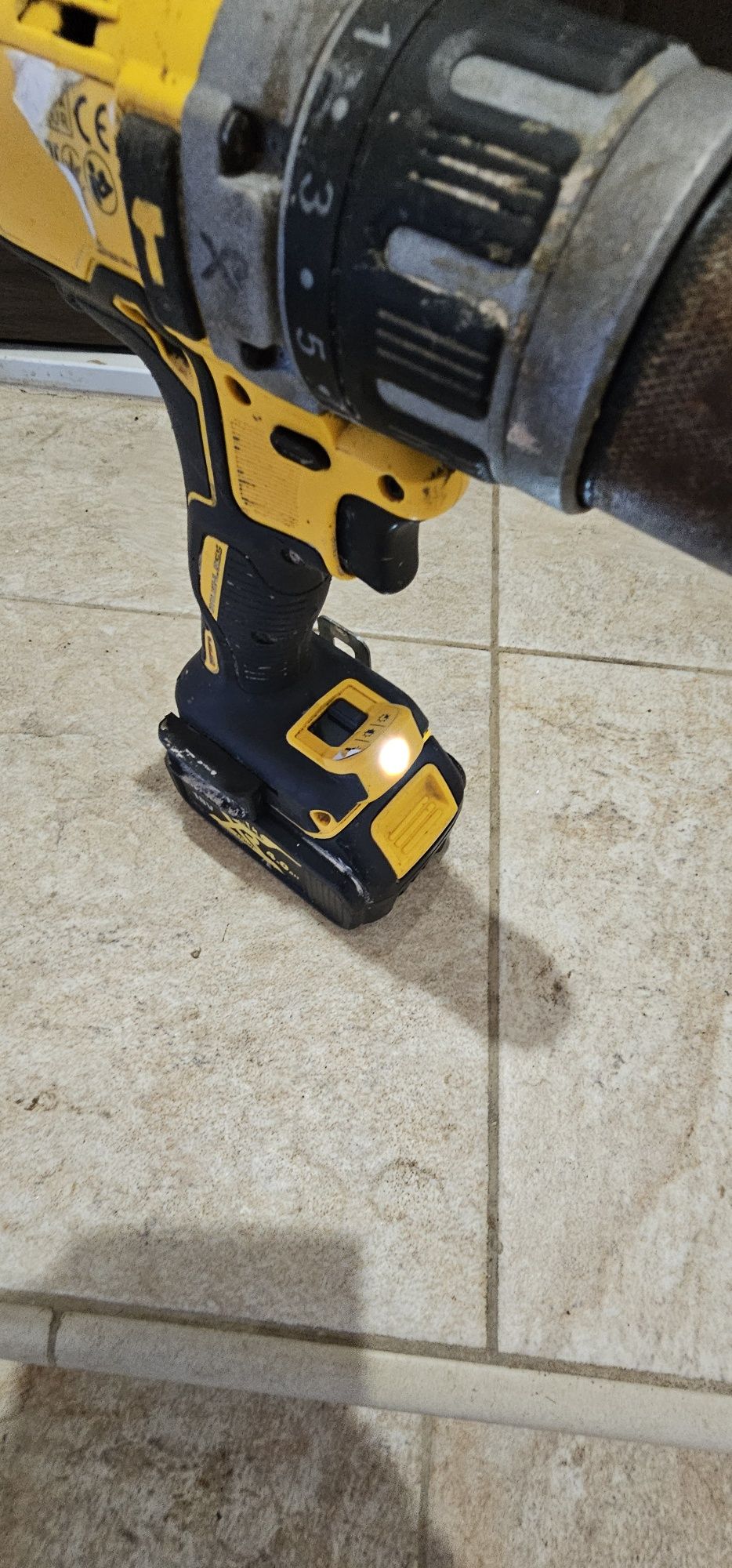 filetanta dewalt DCD 796 model brushless