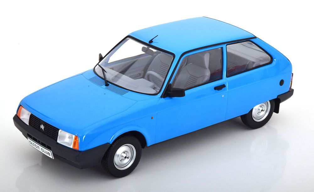 Macheta auto Oltcit Club 11 RL 1992 1:18 Triple9