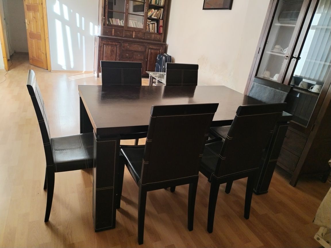 Vând mobilă din lemn
