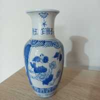 Керамична декоративна ваза в азиатски стил.