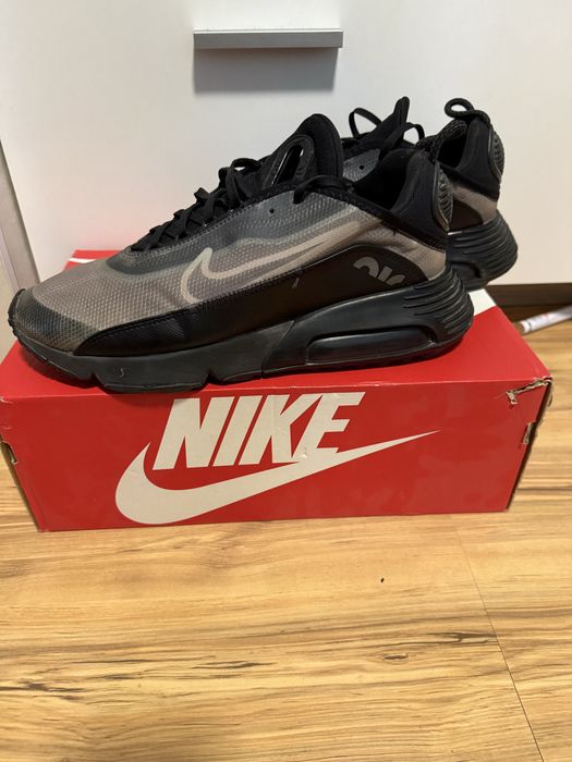 ОРИГИНАЛНИ Nike air max 2090