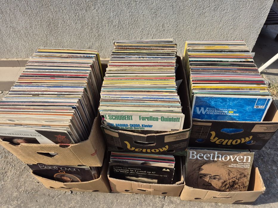 Vând Lot 200LP Discuri Vinil cu muzica clasica mixta pentru pick-up