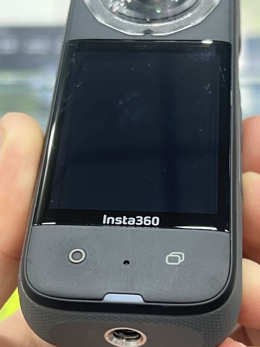Insta360 X3  Sotiladi