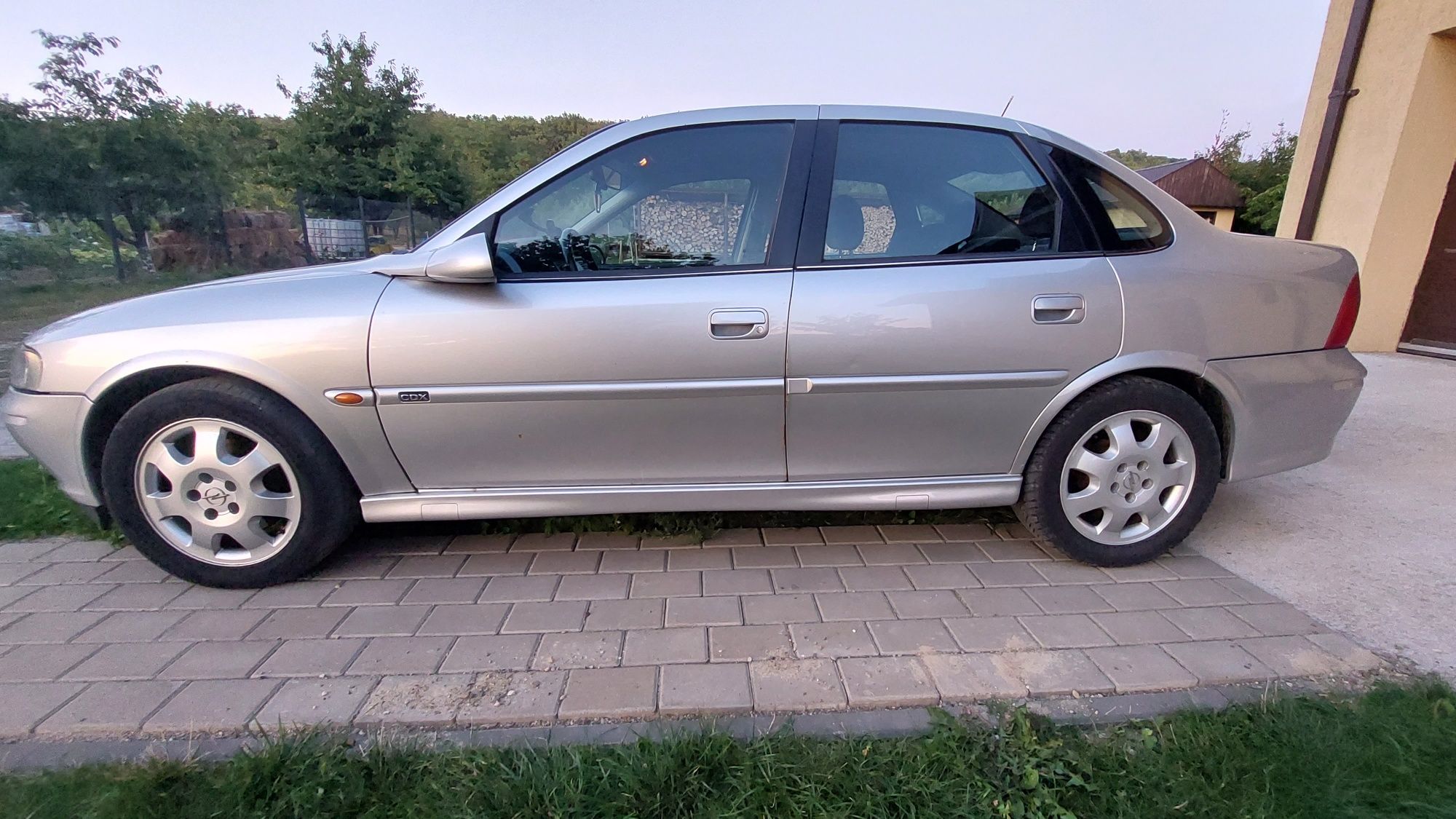 Opel Vectra B 1.8