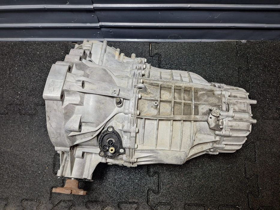 Cutie de viteze automata 8+1  LLA AUDI A4 B8  2007 - 2010 2.0 TDI CAGA
