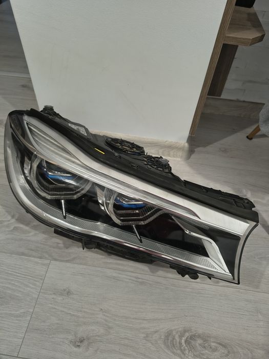 Far BMW seria 7 Laserlight
