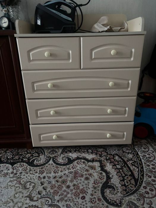 Продается пеленальный столик + комод