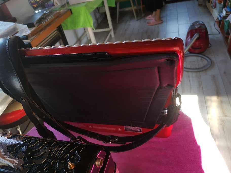Acordeon Roland Fr7-Red/Pas Facut/Mufa Midi/Baterie Originala Noua
