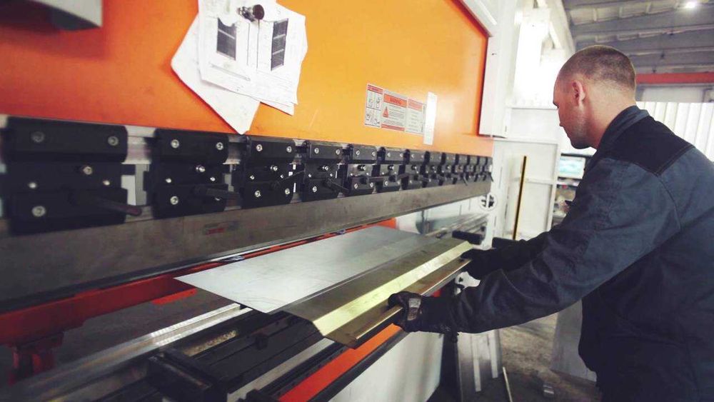 Гибка Металла листогиб Listogib Xizmati metalni bukish Metallni Egish